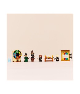LEGO® Harry Potter™ Hogwarts Castle: Sorting Hat™ Ceremony - φιγούρες